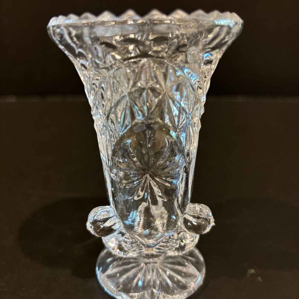 Vtg Hofbauer Byrdes Clear Crystal Pedestal Budvase w/ Sawtooth Rim  4"